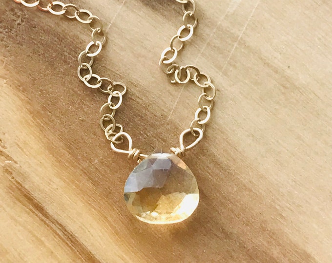 Citrine necklace Tiny Citrine Necklace November Birthstone Crystal Necklace Citrine Gold Necklace Gemstone Necklace Healing Necklace