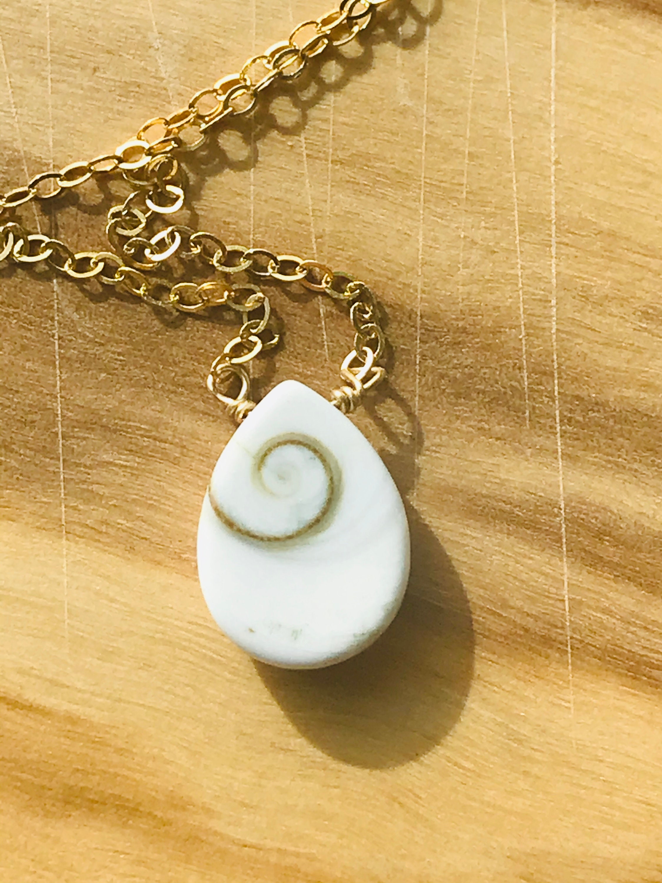 Shell Gemstone Silver Necklace