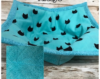Reversible Bowl Cozy: Cardinal Print, Microwave Safe, Potholder Alternative