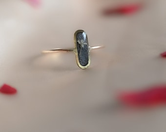 Dainty long lace preserved flower ring with pressed queen Anne&#39;s lace perfect for a bridesmaid gift