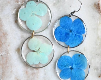 Colgantes de hortensia azul, pendientes de flores prensadas, joyería de resina, jardines mentales