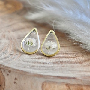 Pressed Flower Studs, Resin Earrings, Teardrop Earrings, Real Flower Jewelry, Floral Earrings, White Flower Studs, Advent Gift,Mentalgardens