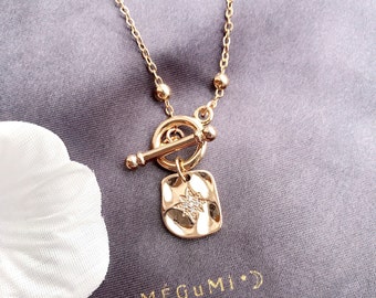 Star Charm Toggle Necklace. 14K Gold Filled Toggle Clasp Pendant. Gold Medallion Jewellery. Sattelite Chain. Layering Necklace Set