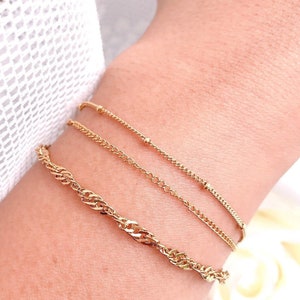 WINZIGES SATELLITENARMBAND 14K Gold filled Kette. Schlichtes und zierliches minimalistisches Stapelarmband. Layering Armband