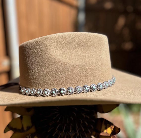 Turquoise Concho Hatband: Silver Rodeo Hat Band With Suede  display picture 3