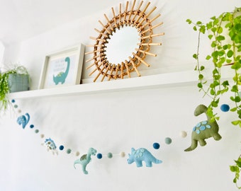 Handmade Pastel Felt Dinosaur Garland: Nursery Decor