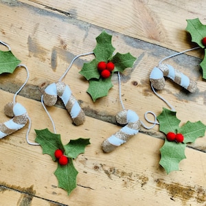 Christmas Candy Cane and Holly Garland - Candy Cane & Holly Bunting - Traditional Christmas  Decoration - Christmas Bunting