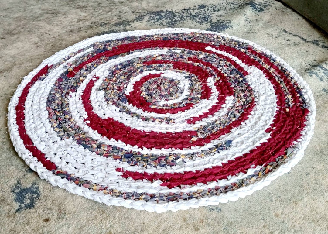 Round Maroon Rug 28
