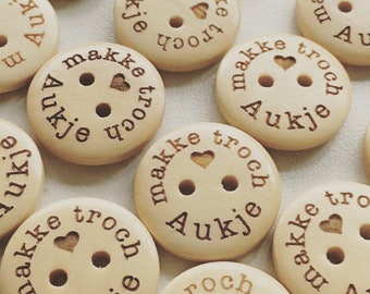 Wooden buttons (20mm) engraved with your own logo (100 pcs)