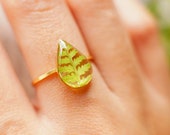 Pressed fern ring Resin ring Terrarium ring Christmas gift Forest ring Botanical ring Real flower jewelry engagement ring