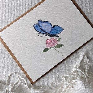 Cartão de borboleta azul, cartão de felicitações em branco com borboleta, cartão de felicitações floral, cartão de borboleta para qualquer ocasião, cartão com florais botânicos imagem 2