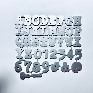 Découpes Alphabet en métal//Découpes Alpha majuscules//Découpes Alpha majuscules//Découpes Alpha minuscules