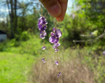 Boucles d'oreilles améthyste glycine, longue boucle d'oreille en perles d'or, bijoux en perles, pierre de naissance de février