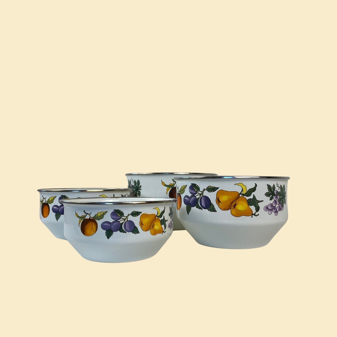 70s Nesting Bowl Set, Vintage Set of 4 Enamel Coated Metal Bowls ...