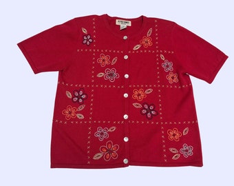90s floral knit shirt by Alfred Dunner, red button down sweater shirt with flowers, short sleeve women's sweater blouse