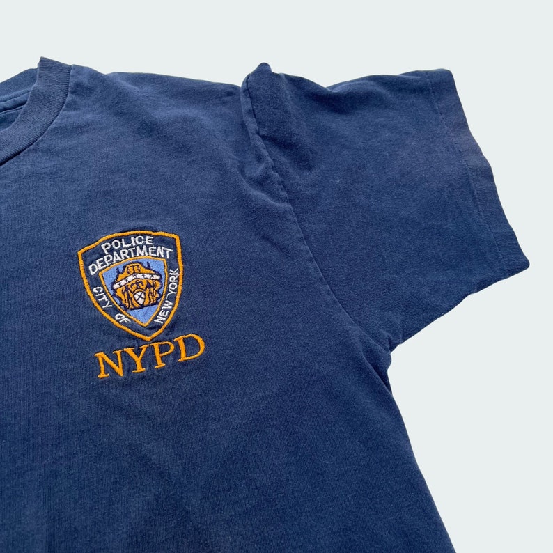 Vintage NYPD Hanes single stich t shirt, 1990s large tee by Hanes, blue embroidered NYPD crew neck t shirt image 5