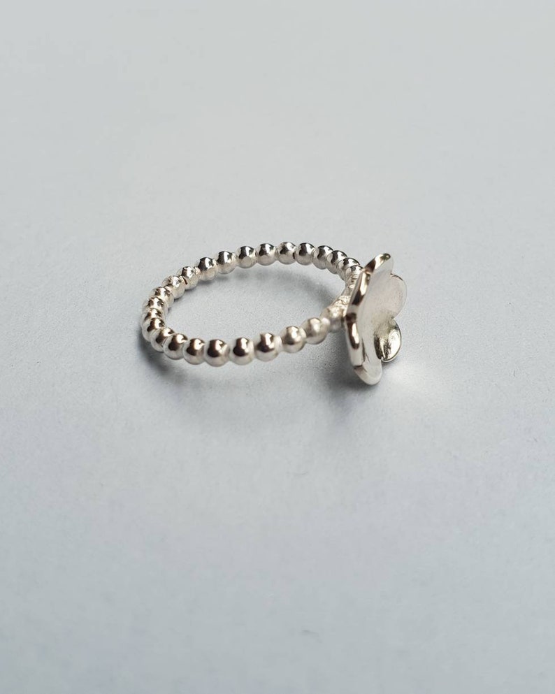 Flower ring