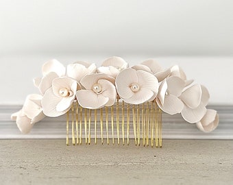 CLAIRE Bridal Hair Comb, Pearl Wedding Hair Comb, Wedding Hair Accessory, Flower Hair, Wedding Pearl, Gold Hair Accessory, Rose Gold, Silver