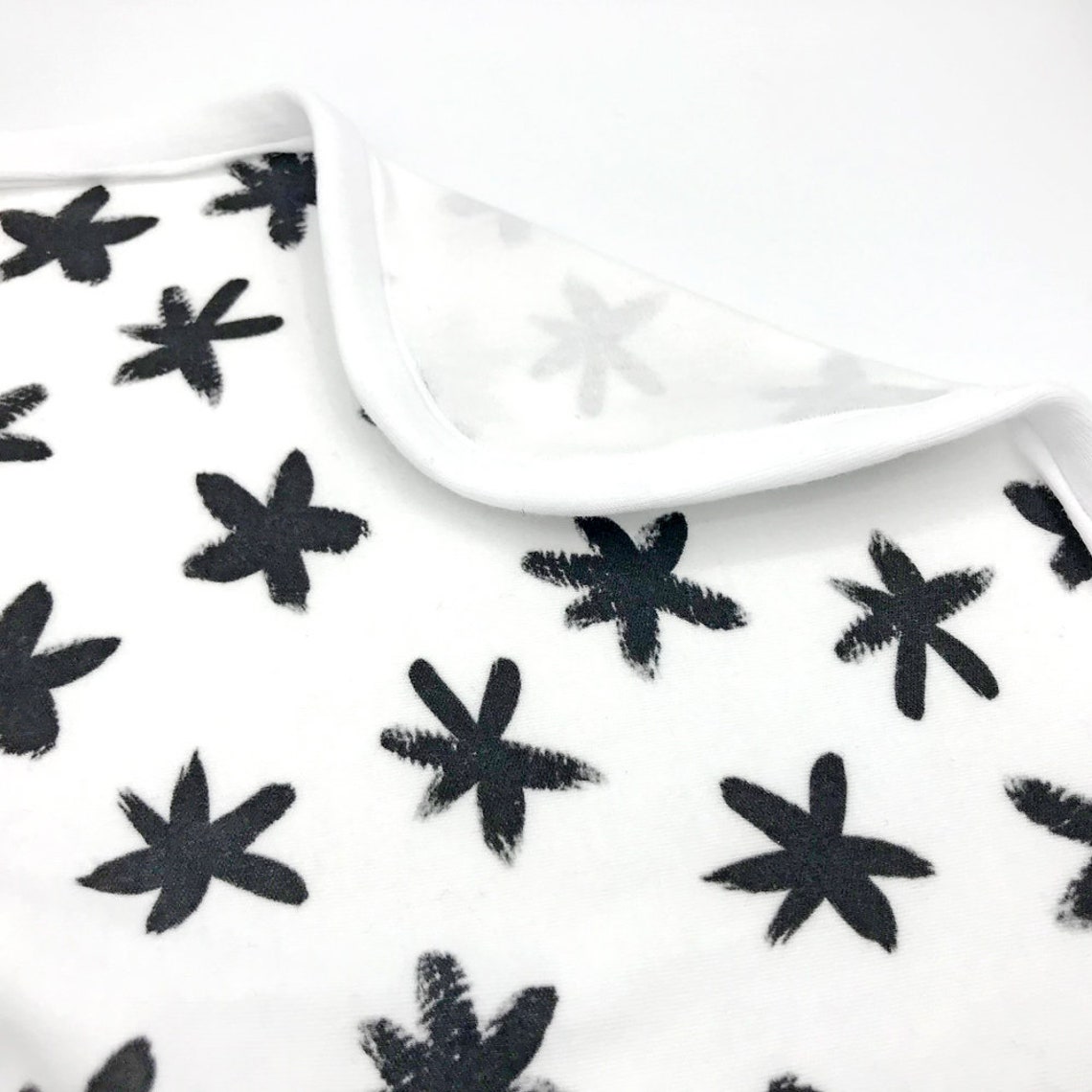 Black and White Baby Blanket Modern Baby Gift Gender Neutral Etsy