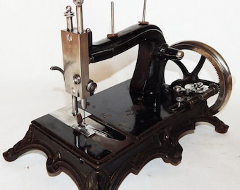 Antique Cast Iron German Made Handcrank Sewing Machine Early 1870's, Vintage Rare Sewing Machine, Vintage Home Decor