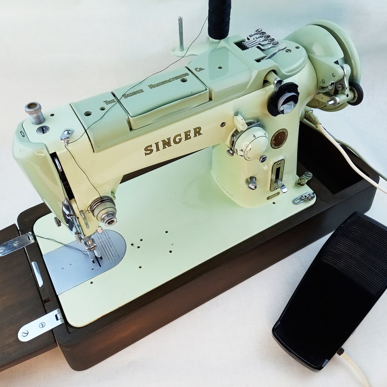 SINGER 319K Industrial Strength Heavy Duty Sewing Machine 1957 Vintage