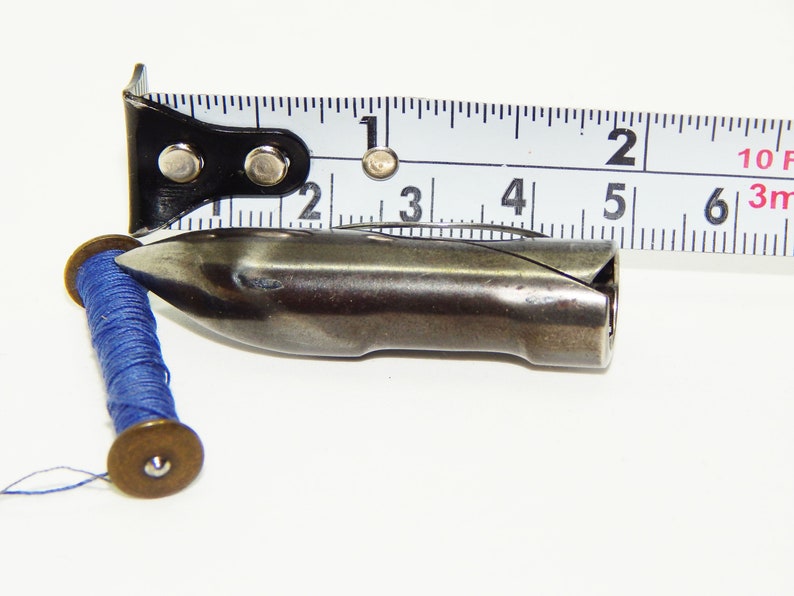 Original Antique Singer Sewing Machine Shuttle whit Bobbin Etsy