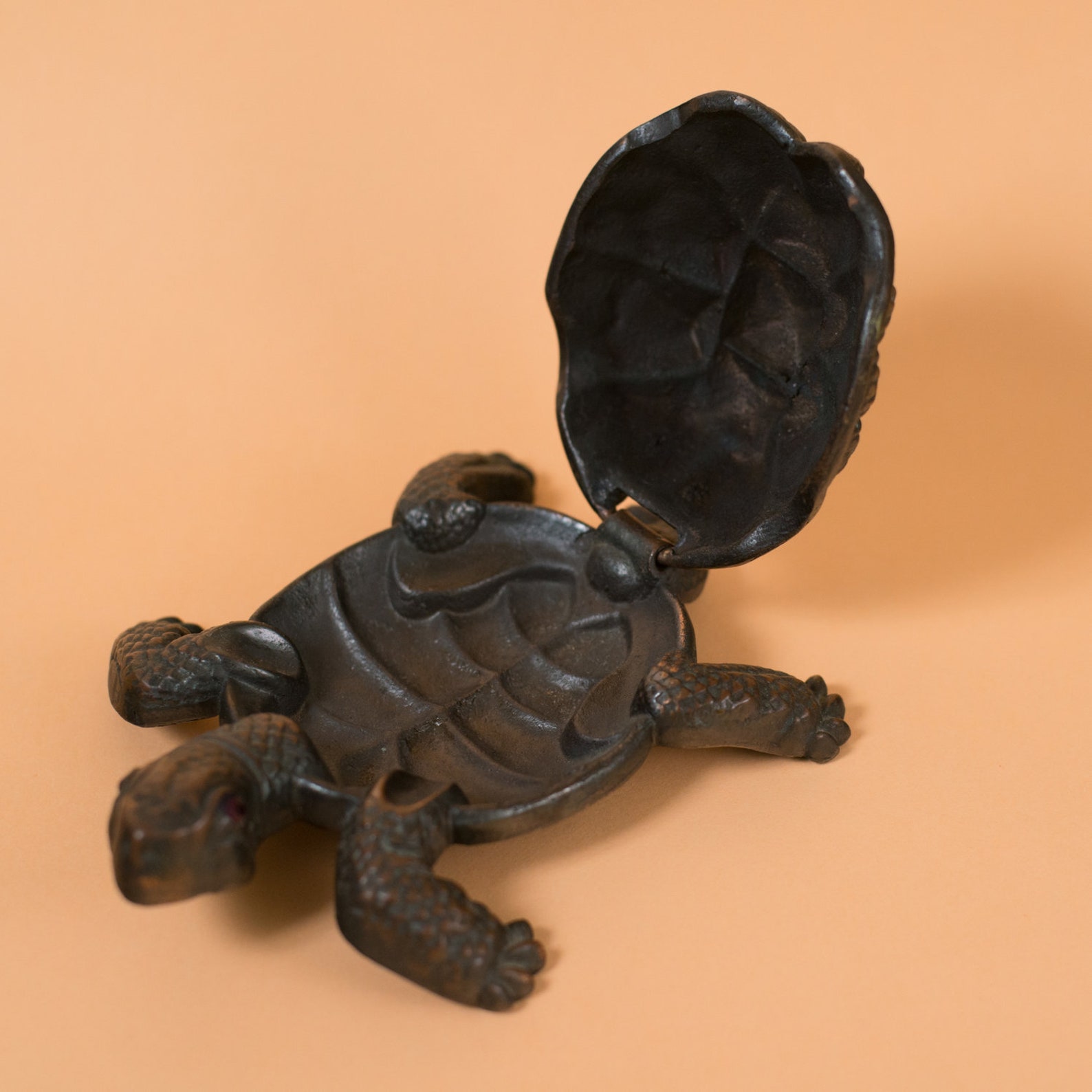 Vintage Brass Turtle Ashtray, Antique Cigar, Solid Brass Box Turtle, Sculpture Decor, Old Brass