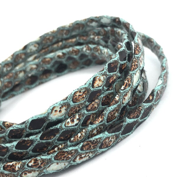 concord 11 snake skin