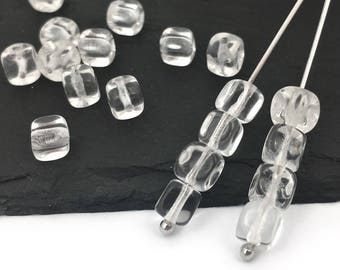 RUBYCA Perline Druk Tonde In Cristallo Di Vetro Pressato Ceco – 6 Mm, Bianco E Nero – Filo Da 38 Cm (circa 98 Pezzi) – Per Creazione Gioielli Fai Da Te