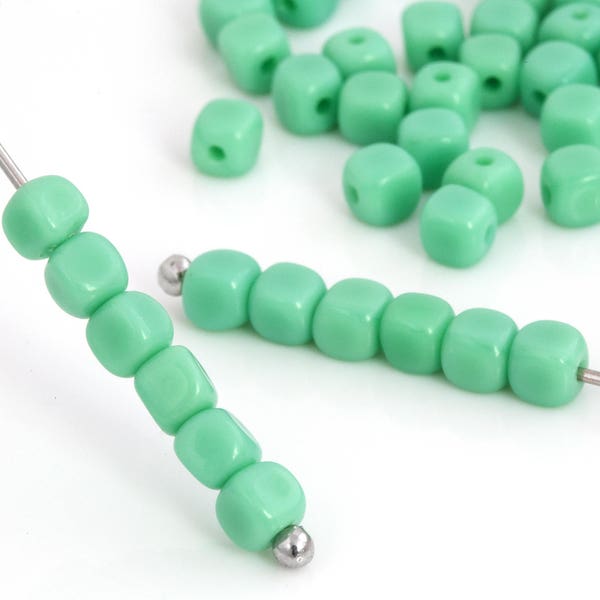 100 Glass Cube Bead, 3mm Square Spacer Bead, Czech Pressed Bead, Turquoise Green, Bohemian Bead, Bulk, Wholesale, 3548F CF1-3