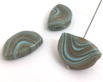 2 Murano lampwerk kraal, vintage kraal, Venetiaanse glazen kraal, handgemaakte twee toon focale kraal sieraden maken kraal koper blauw LW043 LW2