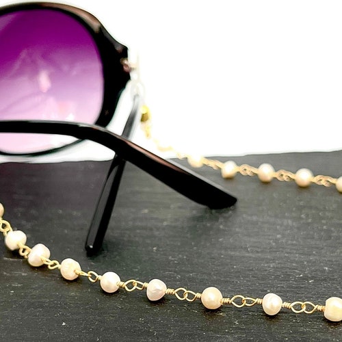 Collins Pearl Sunglass Chain