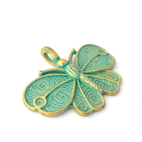 2 Green Patina Butterfly Pendant, Verdigris Pendant, Animal Pendant, Metal Butterfly, Boho Pendant, Necklace Pendant, Antique Gold, MP07