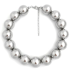 Chunky silver 2024 ball necklace