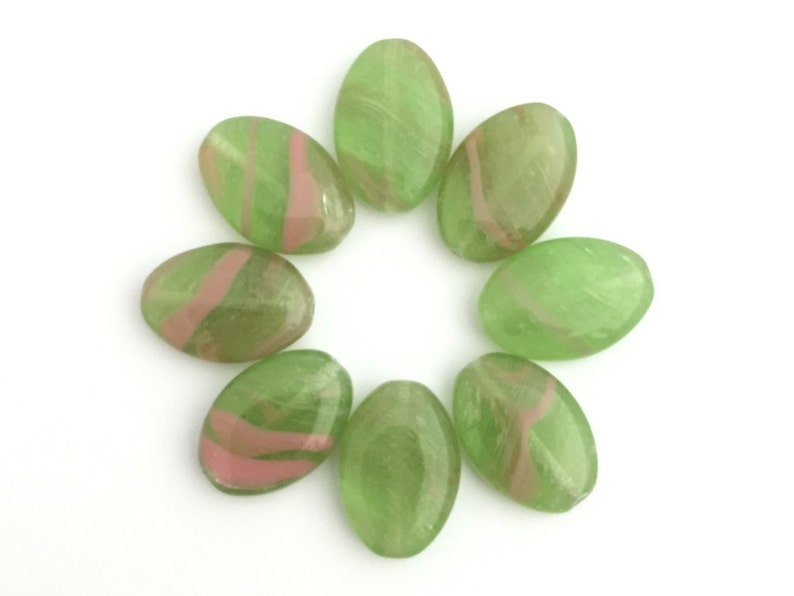 8 Two Tone Green Pink Flat Oval Bead, Czech pressed Glass Bead, Bohemian Bead, DIY Craft, Jewelry Making Bead, 11x16, 4834F CF3-1 image 3