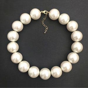 Large Pearl Necklace, Chunky Pearl Necklace, Bold Necklaces, Statement Necklace, Bridal Necklace, Wedding Necklace 25mm Faux Pearl 2-4/7 4/8