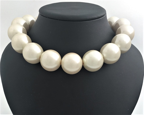 Witte zoetwater parelketting met magneetslot | Zhen Zhu Witte zoetwater parelketting met magneetslot | Zhen Zhu