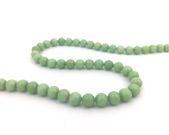 8mm Green Stone Bead, Round Jade Bead, Gemstone Bead, Dyed Jade Bead, Semiprecious Stone, DIY Jewelry, Jewelry Making, 20pcs