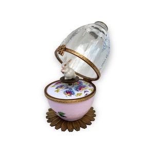 Ovo musical de coelho rosa. A carta de Beethoven para Elise. Lembrança personalizável para Páscoa, nascimento... Artesanato francês