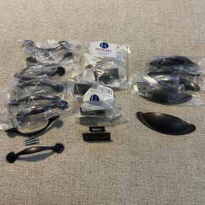 Hickory Hardware Oil Rubbed Bronze Cabinet Pulls & Knobs Lot of 17 Mixed Styles