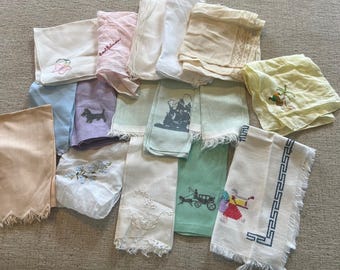 Vintage zakdoeken lot geborduurde kant omzoomd linnen 16 st