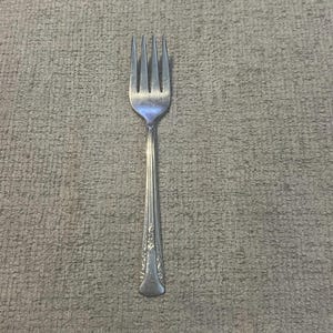 Camelia Silver Plate Salad Fork Vintage Floral Pattern Flatware Silverware