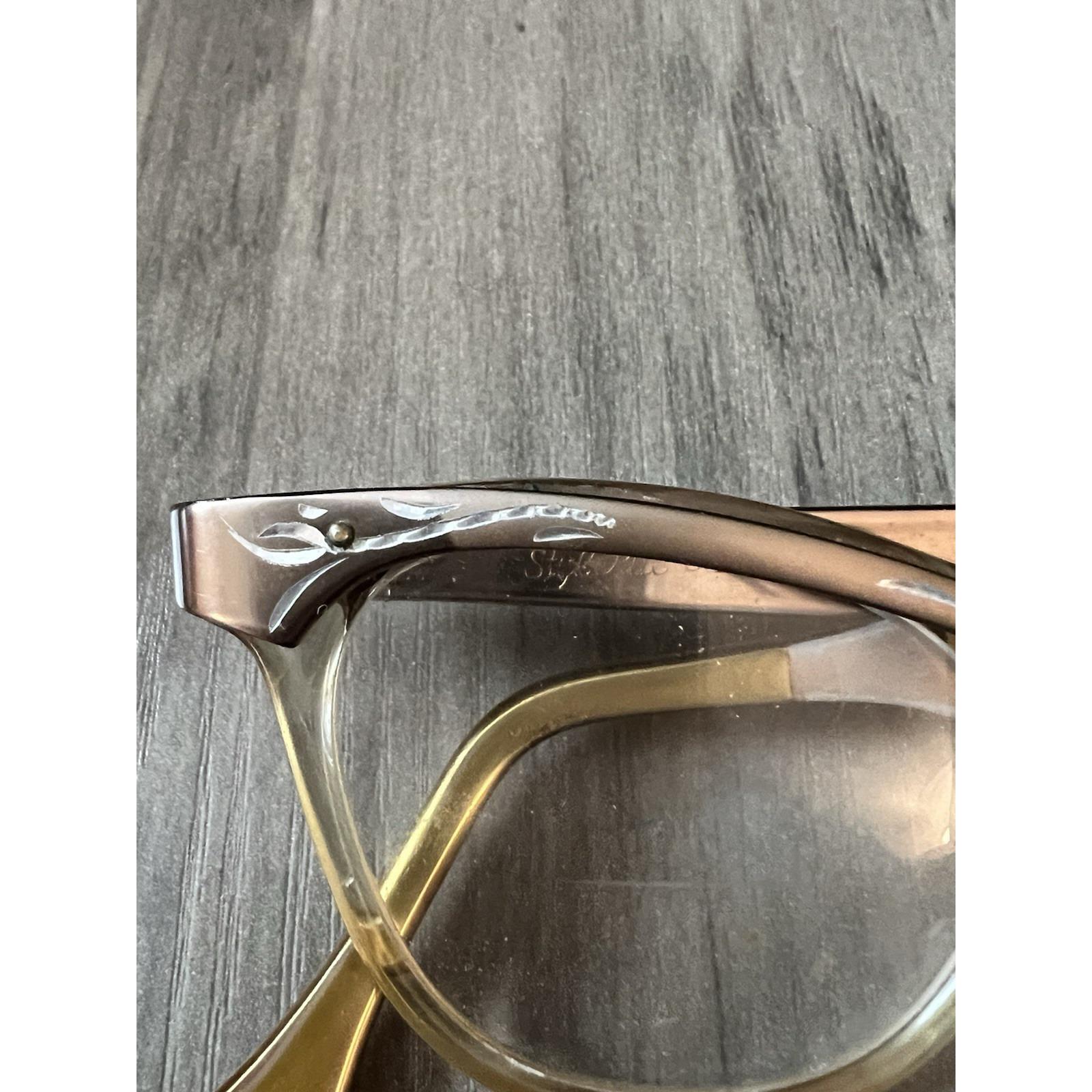 Vintage Styl-rite Cat Eye Eyeglasses Etched Aluminum  display picture 3