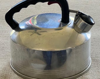 Vintage Aluminum Whistling Tea Kettle 2.5 Qt Made in USA Silver Retro Stovetop