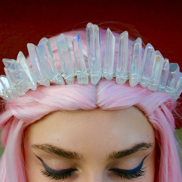 La couronne de sirène Nomi - [Polished Angel Aura Tall Clear Crystal Quartz Crown / Tiara] Casque de mariée, couronne de méditation, couronne irisée