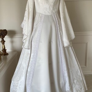 medieval mother of the bride dresses