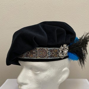 New adult Renaissance Medieval Tudor Elizabethan cosplay black velvet floppy poet muffin hat costume