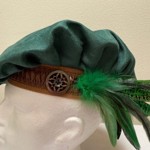 A new adult Renaissance Medieval Tudor Scottish Keltic Irish green muffin poet pirate buccaneer floppy hat cap costume Cosplay.