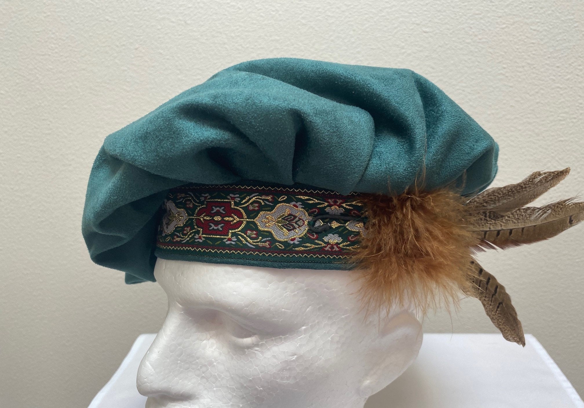 9954 Renaissance Hat Men, Medieval French Beret Peasant Cosplay Costume Cap A New Adult Renaissance Medieval Tudor Scottish Keltic Irish  main image 2
