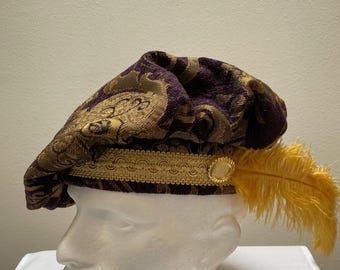 New adult Renaissance Medieval Elizabethan Victorian Revolutionary purple and gold buccaneer colonial floppy poet muffin hat costume Cosplay